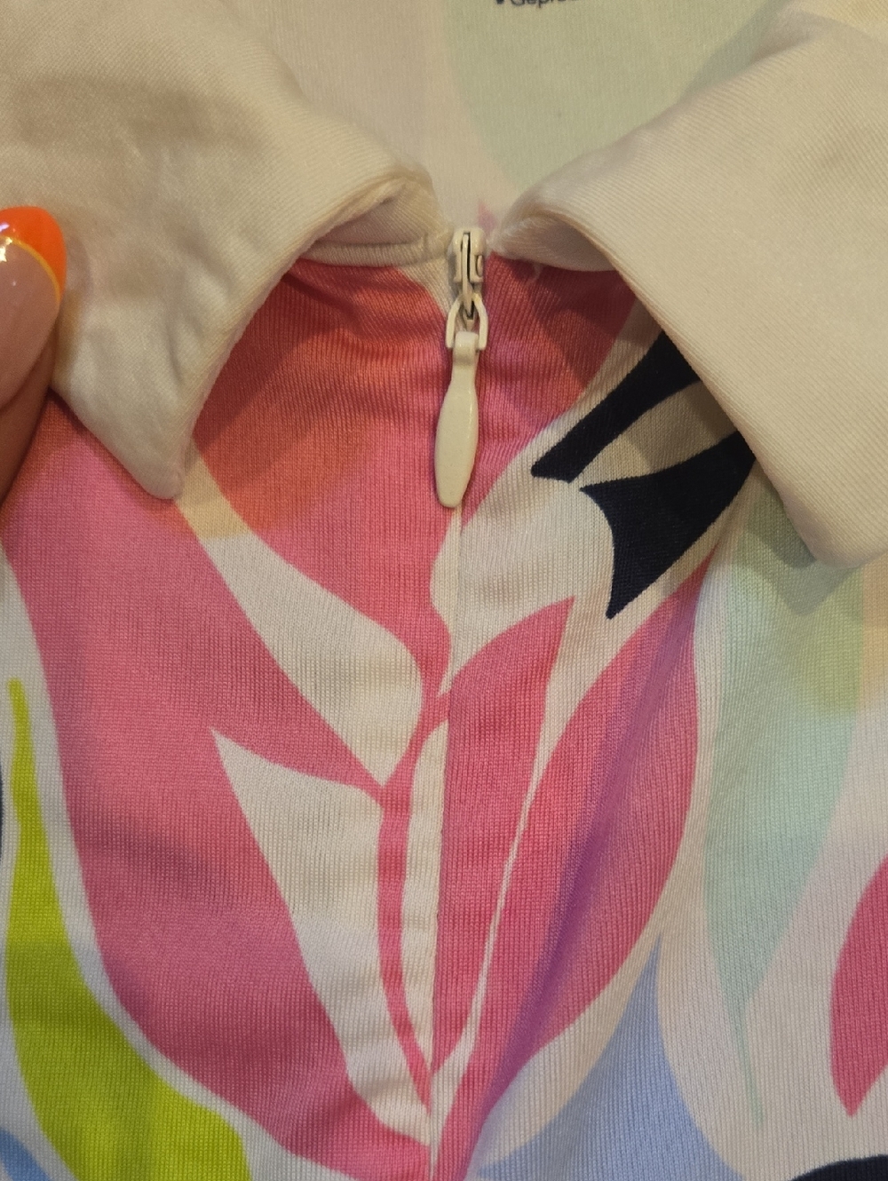 Tommy Bahama Golf Quarter-Zip Silky Collared Tank Blouse - Picture 3 of 8